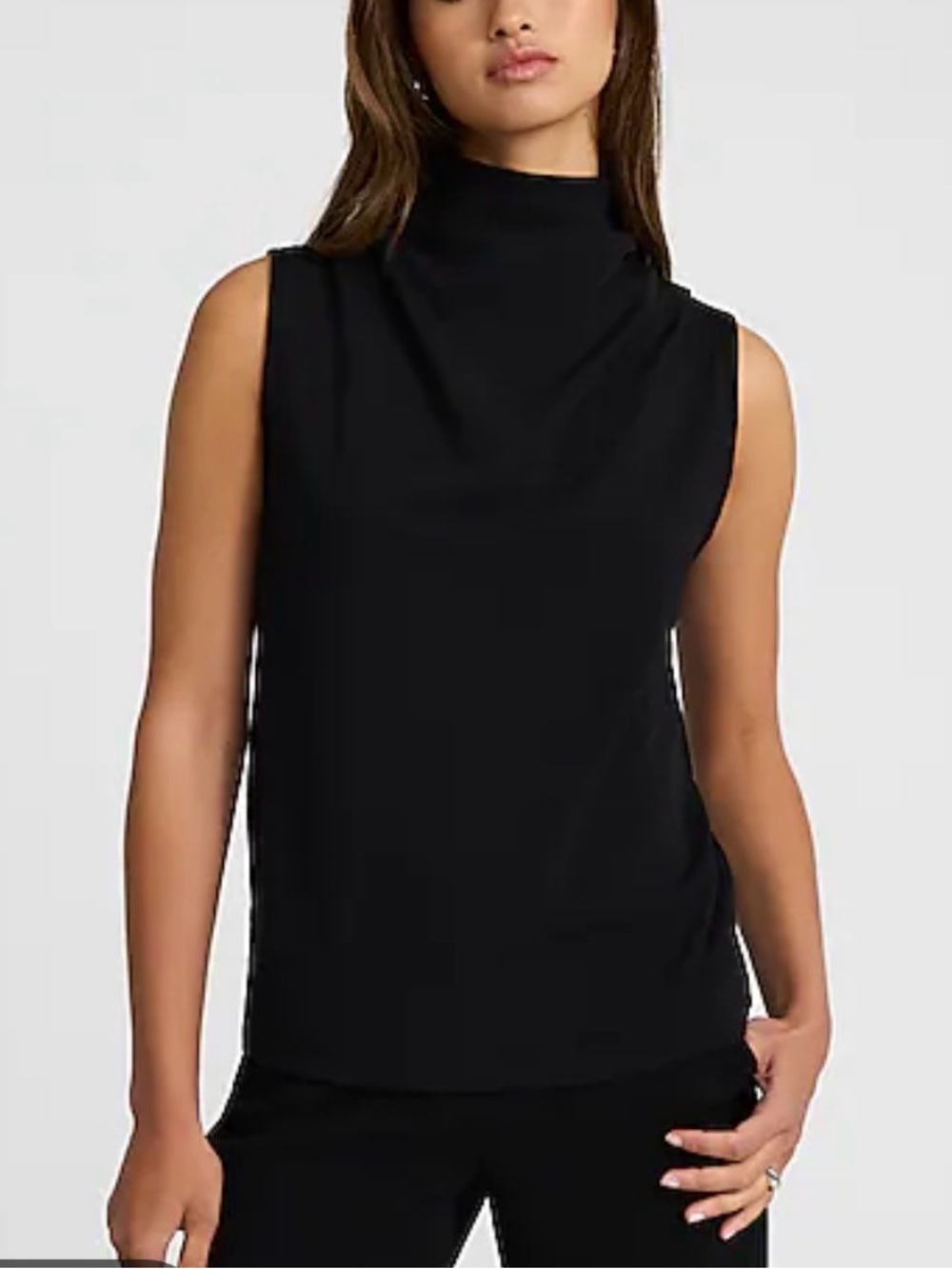 Express mock-neck top features a structured sleeveless design sz L